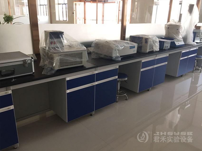 如何防止塑料橡胶制品的老化呢？